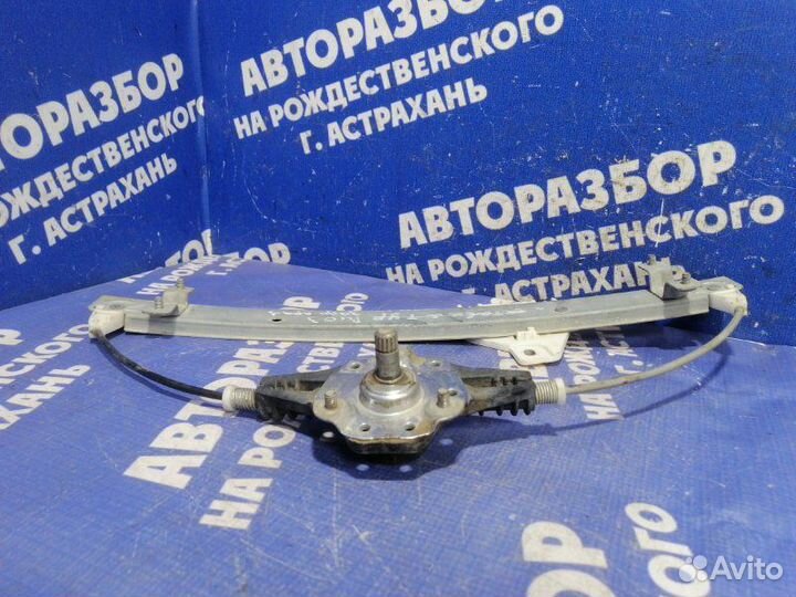 Задний правый стеклоподъемник Kia Rio 3 седан 2012