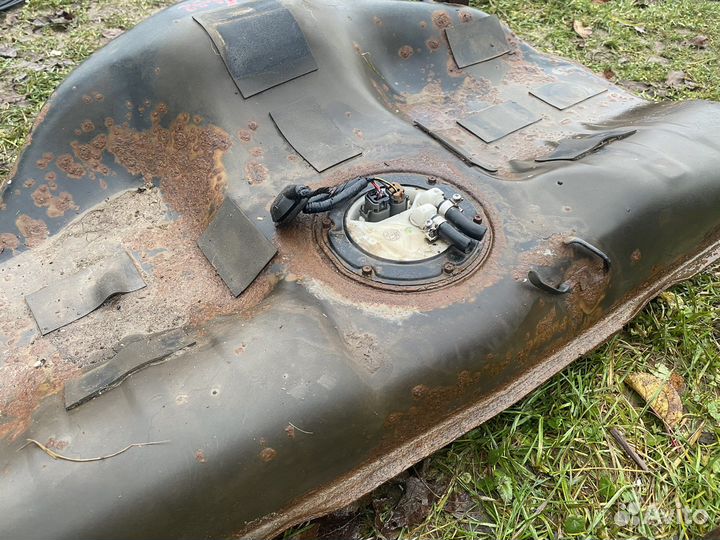 Топливный бак Nissan Maxima A32