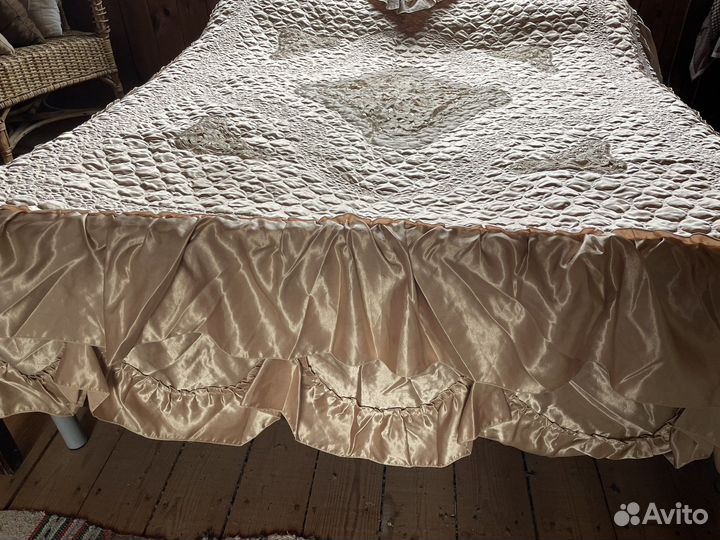 Комплект для спальной комнаты из 7 предметов