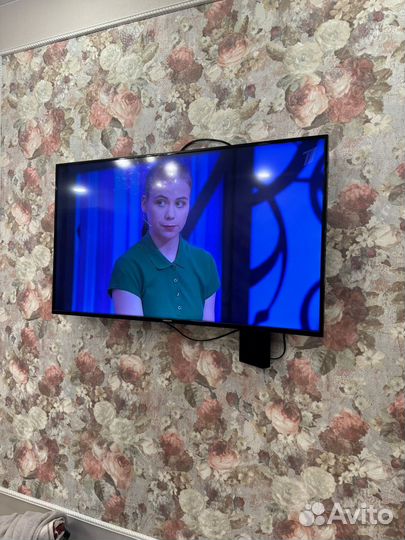 Телевизор SMART tv