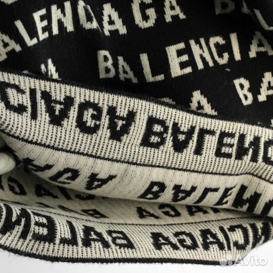 Свитер Balenciaga