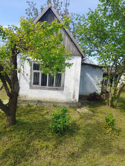 Дом 30 м² на участке 43 сот.