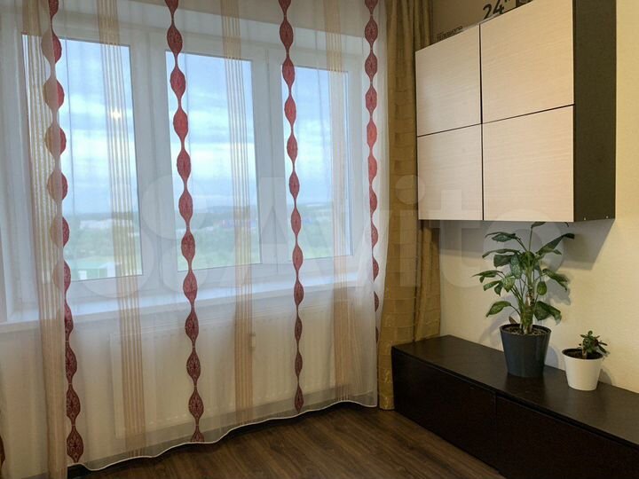 2-к. квартира, 50 м², 13/15 эт.