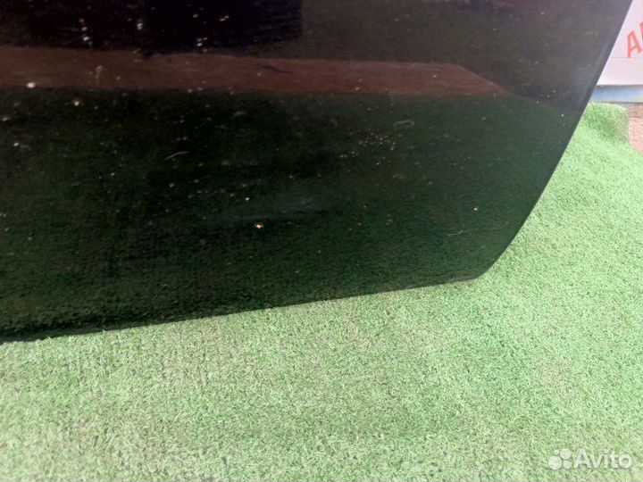 Дверь сдвижная задняя правая Chrysler Voyager 2.8