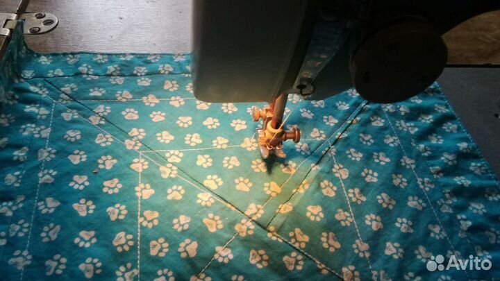 Veritas швейная машина с тумбой, немецкая