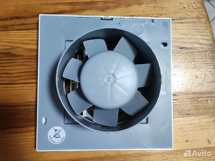 Вентилятор вытяжной канальный 100 мм, 90 мм