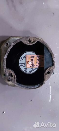 Динамик на Mercedes W140