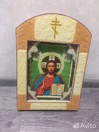 Икона из стекла и бисера