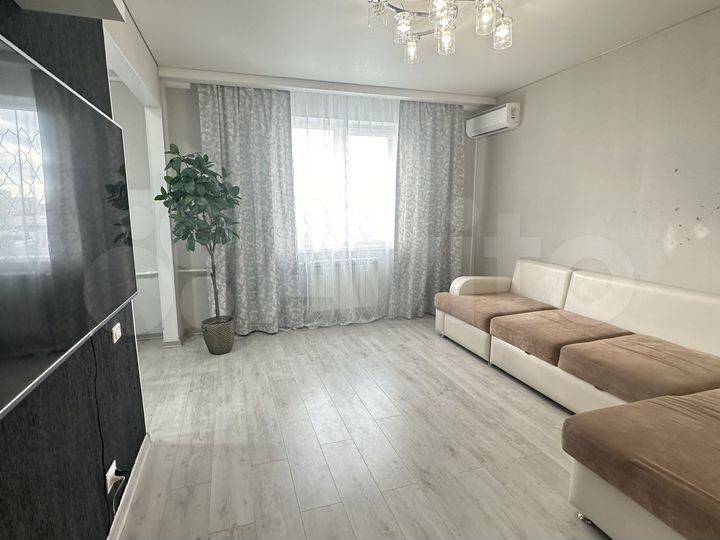 2-к. квартира, 52,4 м², 9/9 эт.