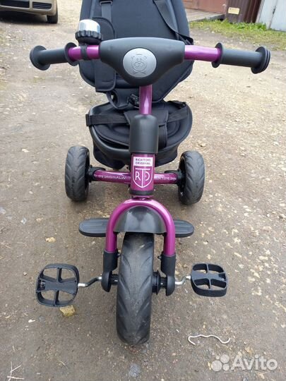 Детский трехколесный велосипед
