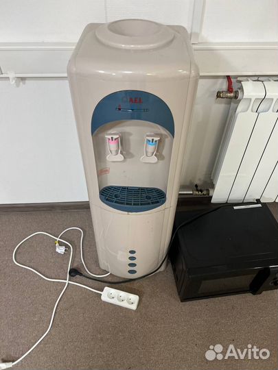 Куллер для воды