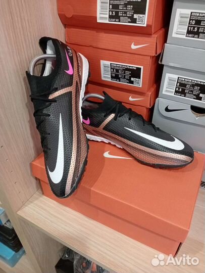 Сороконожки Nike Phantom GT