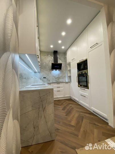 Кухонный гарнитур угловой