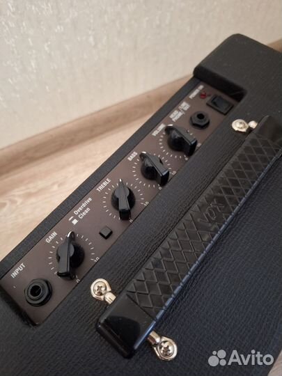 Комбоусилитель Vox