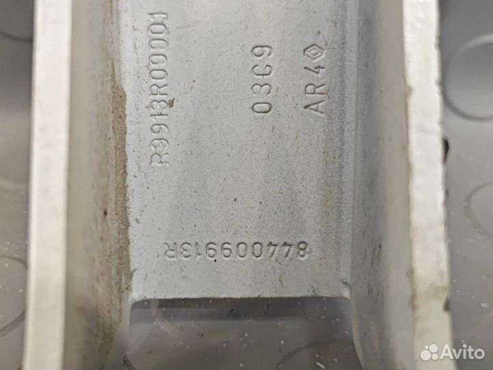 Петля багажника Renault Dokker