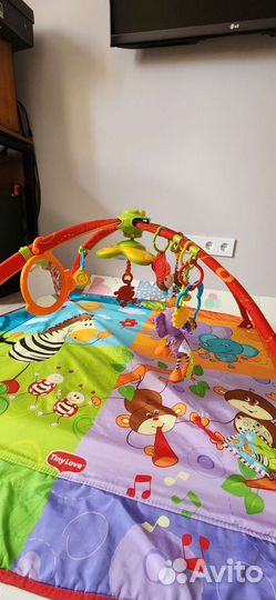 Развивающий коврик tiny love