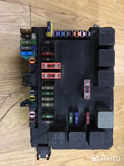 Блок предохранителей Mercedes S-Class W221