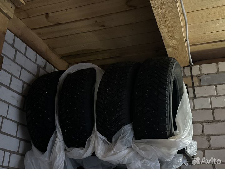 Yokohama Ice Guard IG65 235/60 R18