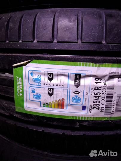 Nokian Tyres zLine 275/35 R20 102Y