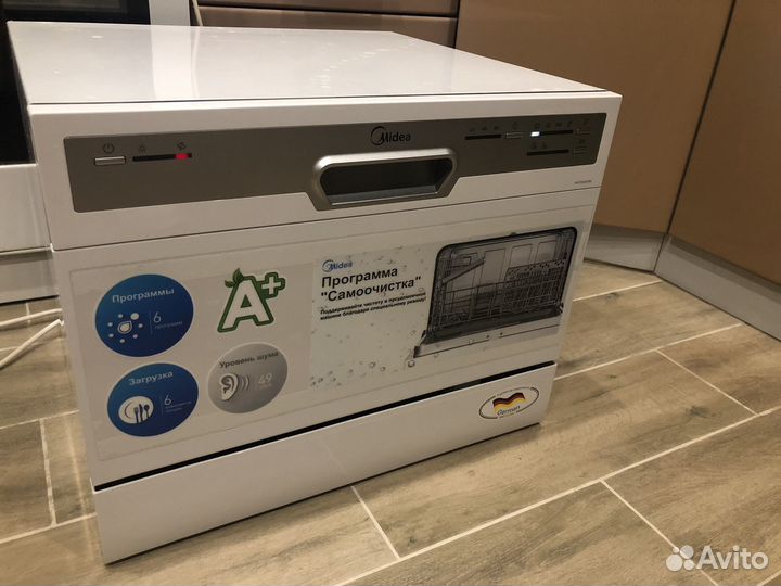 Посудомоечная машина Midea