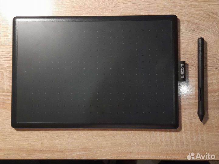 Wacom One Medium + Corel Paint Shop Pro 2020