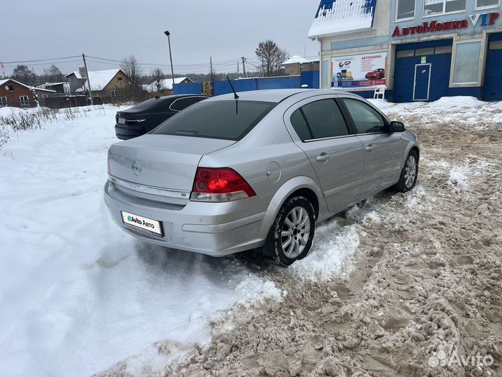 Opel Astra 1.8 AT, 2008, 235 000 км