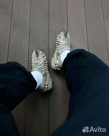 Salehe Bembury x Pollex Clog 'Horchata''