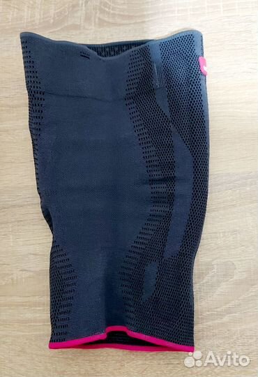 Компрессионный бандаж genumedi коленный