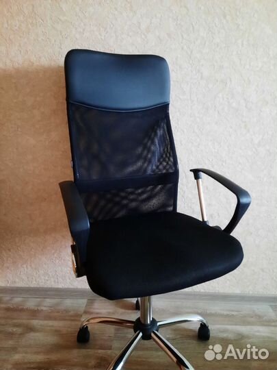 Компьютерное кресло