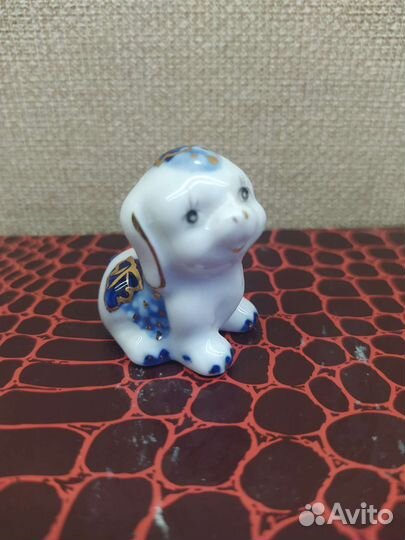 Фарфоровые статуэтки