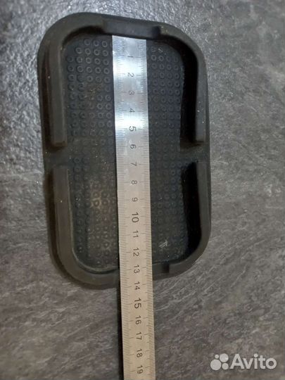 Подставка для телефона в машину