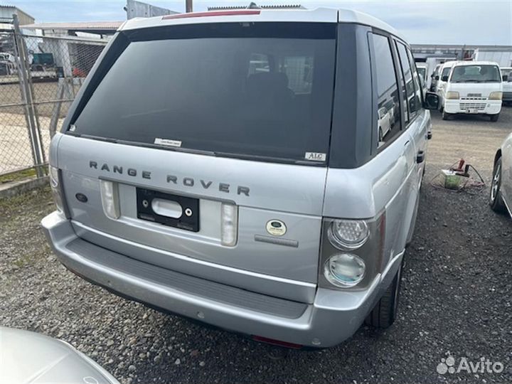В разборе Range Rover Vogue L322 из Японии Superch