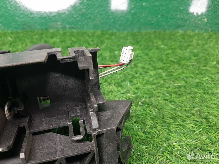 Селектор АКПП на Toyota RAV4