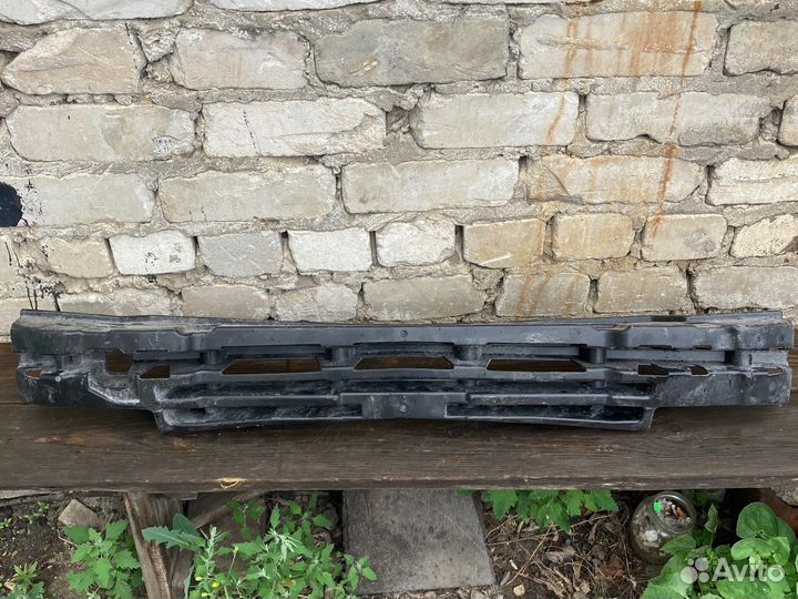 Усилитель переднего бампера лада приора