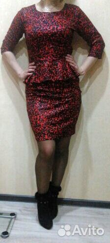 Платье красное