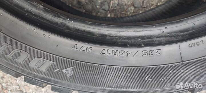 Dunlop SP Winter Ice 01 235/45 R17