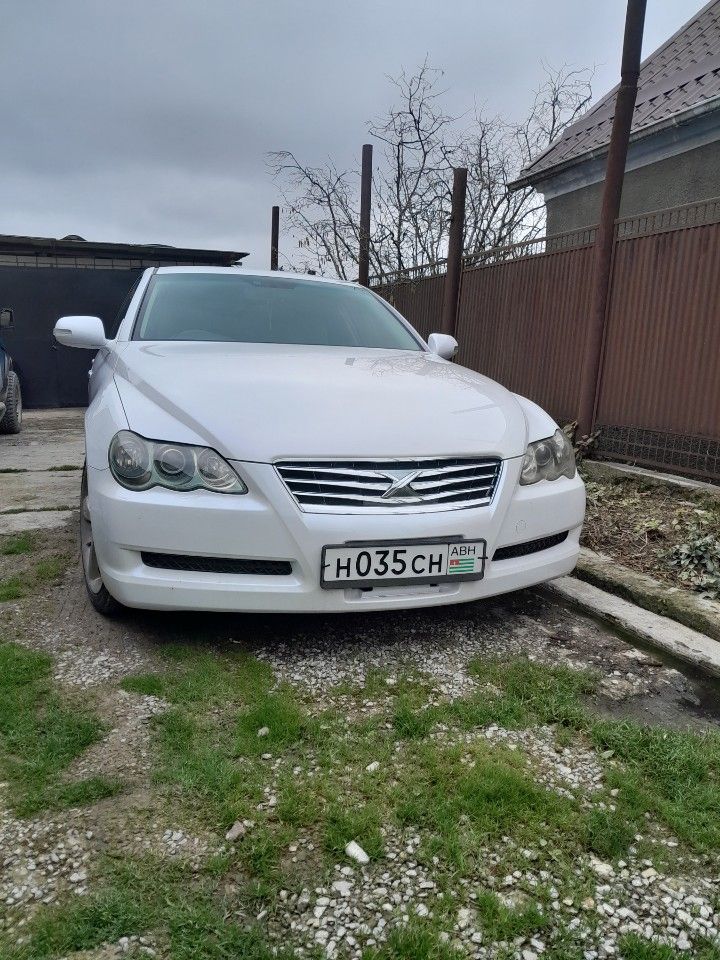 Toyota Mark X: фото владельца