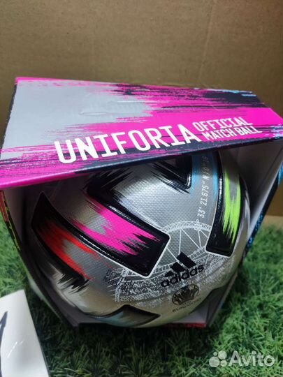 Футбольный мяч adidas Uniforia PRO Финал euro 20