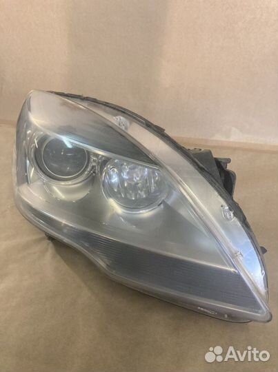 Mercedes Benz W251 R-Klasse фара правая рестайлинг