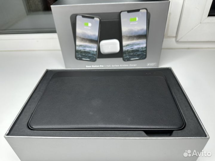 Nomad Base Station Pro беспроводное зу