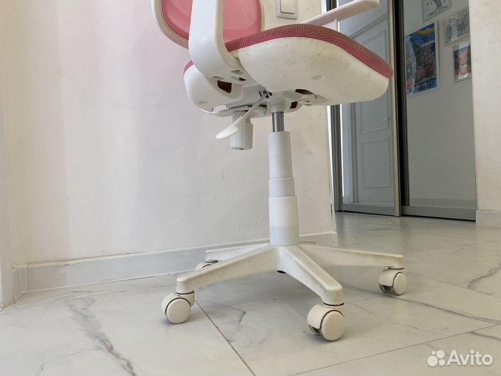 Компьютерное кресло стул