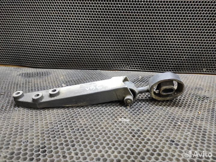 Правая опора двигателя Opel Vectra B x18xe