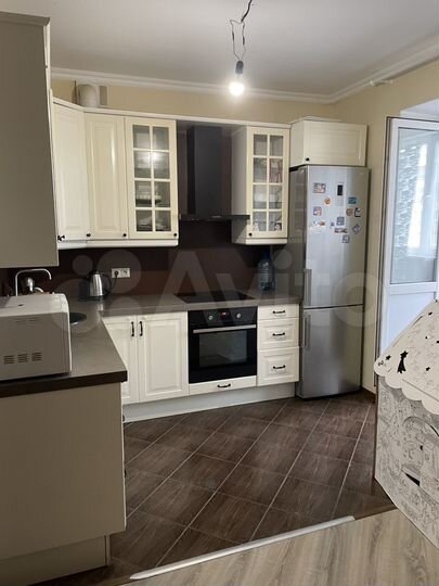 2-к. квартира, 49 м², 8/17 эт.