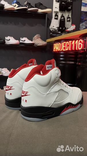 Кроссовки Jordan 5 Retro Fire Red