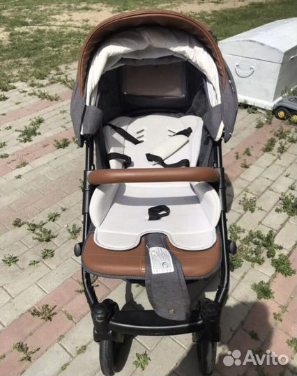 Коляска всесезонная