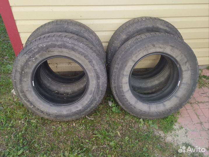 Bridgestone B-style 245/70 R16