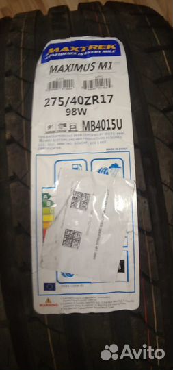 Maxtrack E3 275/40 R17 98