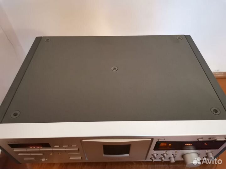 Кассетная дека teac v 7000