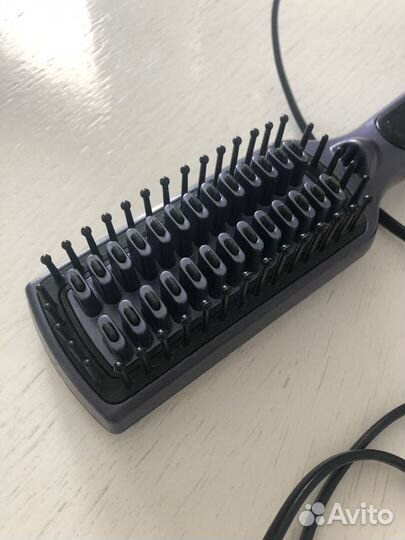 Электрическая щетка для выпрямления волос