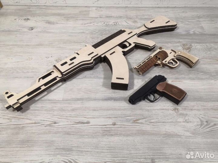 Коробка подарочная 23 февраля